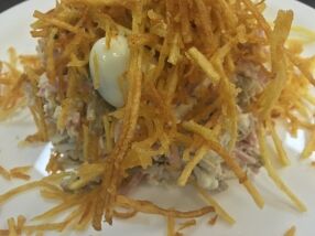 Гнездо глухаря - любимый салат шеф-повара