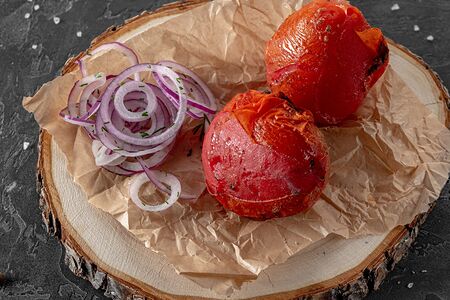 Помидоры на углях