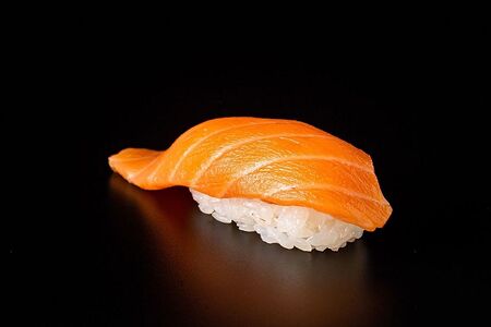 Суши Лосось