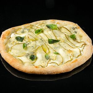 Пицца Груша-горгонзола