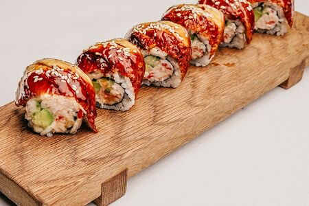 Краб с угрем