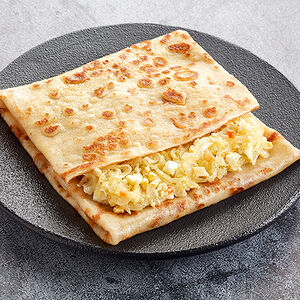 Блин с капустой и яйцом