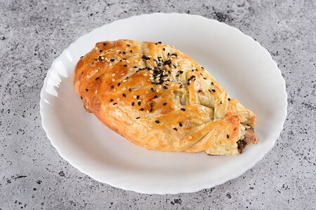 Самса с бараниной на кости