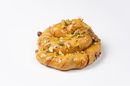 Булочка с фисташкой