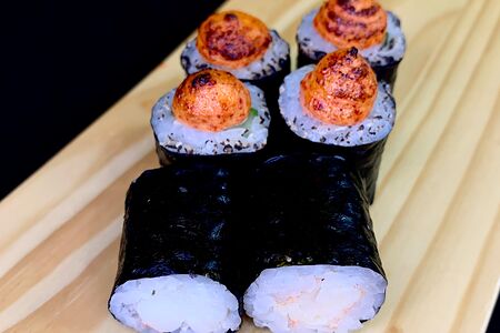 Гриль ролл с тигровой креветкой