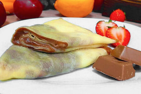 Блинчик с шоколадно-ореховой начинкой