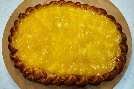 Пирог с творогом и персиком