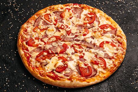 Пицца Ветчина с томатами