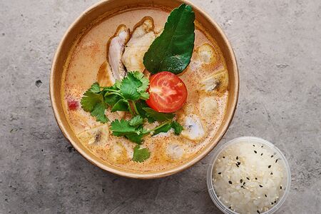 Том ям с курицей