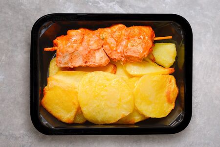 Шашлык из курицы с картофелем по-домашнему