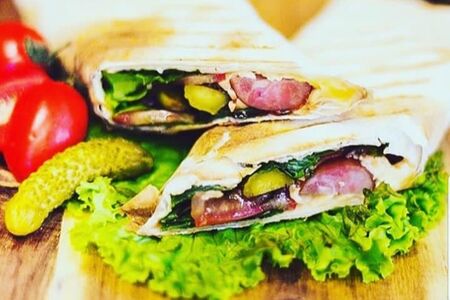 Завертон с колбасками