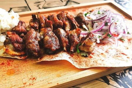 Шашлык из бараньих семечек