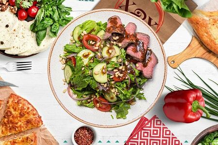 Салат с ростбифом