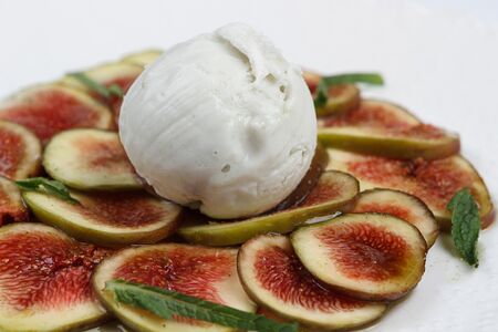 Карпаччо из инжира