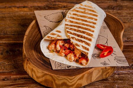 Буррито Динамит