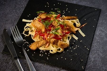 Удон с курицей