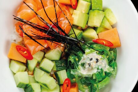 Поке с лососем