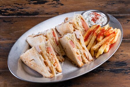 Клаб-сэндвич с курицей