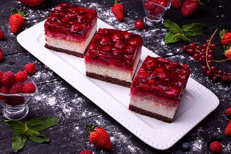 Пирожное Малиновый рай