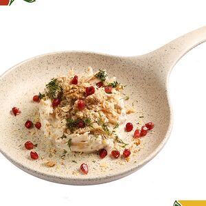 Հավով և ընկույզով աղցան