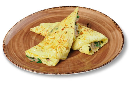 Омлет с беконом и зеленью