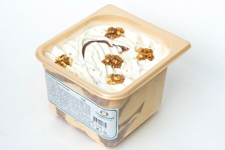 Кленовый сироп с грецким орехом