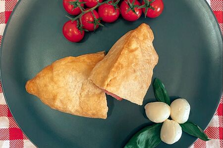 С цыпленком и песто