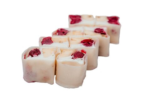 Сладкий ролл Вишенка