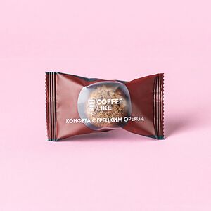 Конфета ореховая с грецким орехом