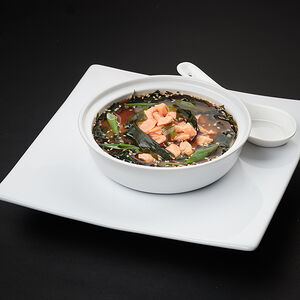 Мисо-суп лосось