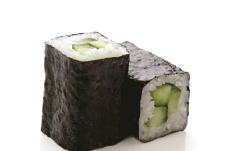 Мини-ролл с огурцом