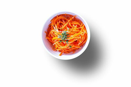 Салат с острой морковью