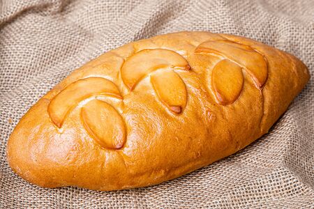 Кулебяка с капустой и грибами