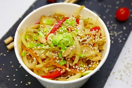 Удон с цыпленком