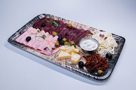 Антипасти на компанию