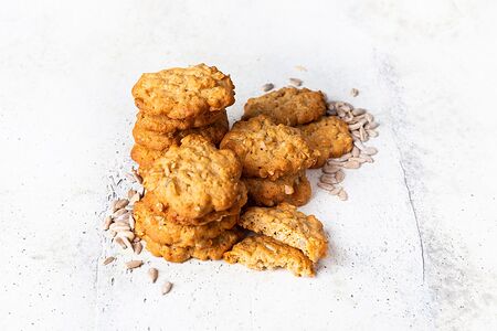 Овсяное печенье с семечками подсолнечника