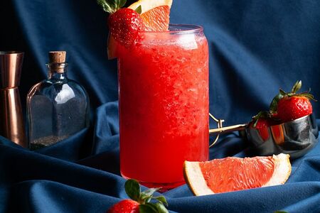 Клубника- грейпфрут