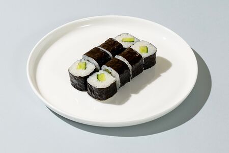 Маки с огурцом