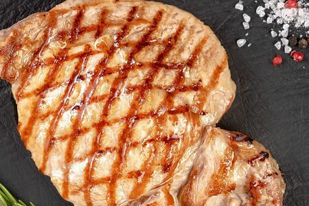 Свиная шея на гриле