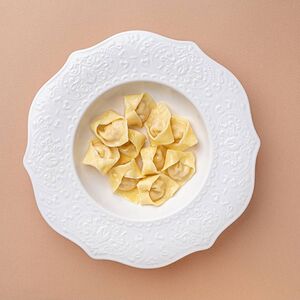 Маленькие итальянские пельмени с курицей