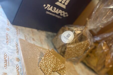 Крекер с кунжутом