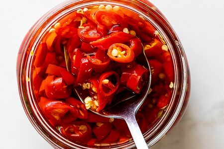 Острый перец в сиропе