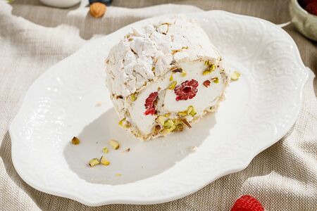 Фисташковый рулет