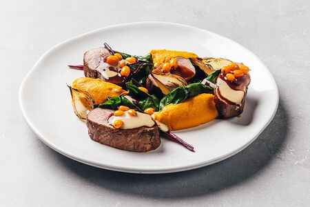 Утиная грудка с фуа-гра