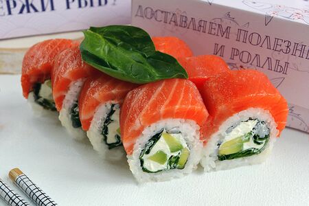 Филадельфия со шпинатом и сыром