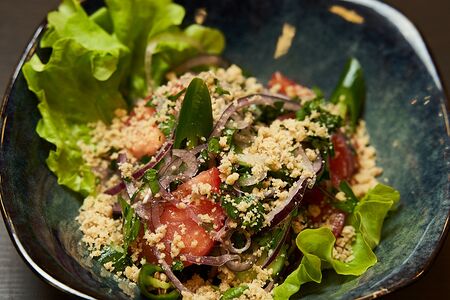 Салат по-грузински с орехами