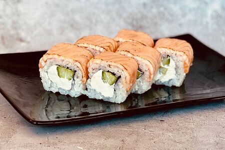 Теплый ролл Филадельфия Хот