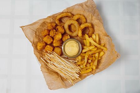 Малая тарелка с закусками