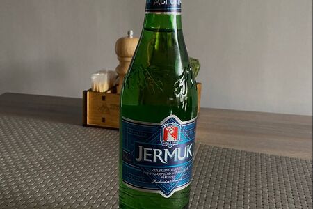 Джермук вода газированная