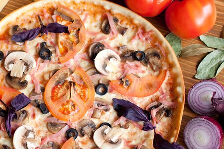 Домашняя 30см